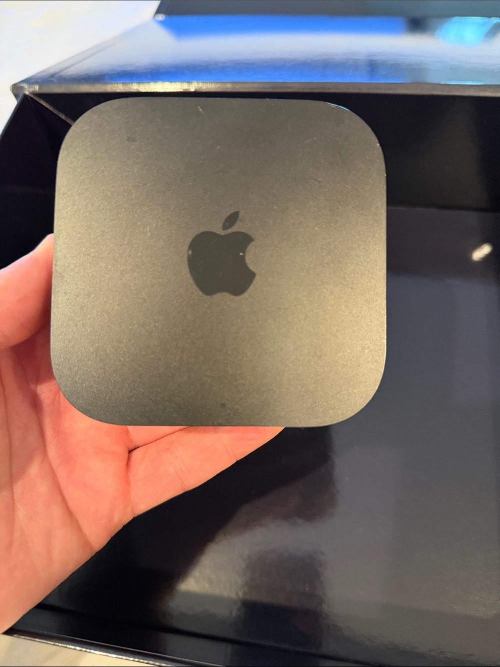 Apple Tv Black Streaming Media Hub - Picture 2 of 3